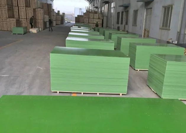 GREEN PP PLASTIC FILM FACED FORMWORK PLYWOOD manufacture