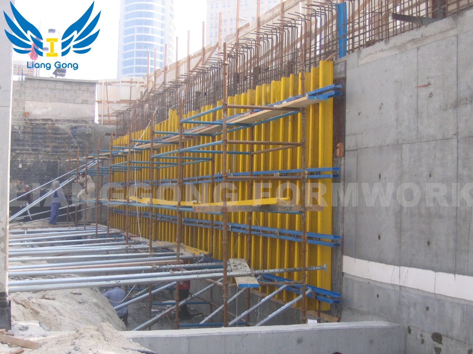 Lianggong Adjustable Arc Column Formwork - H20 Timber Beam