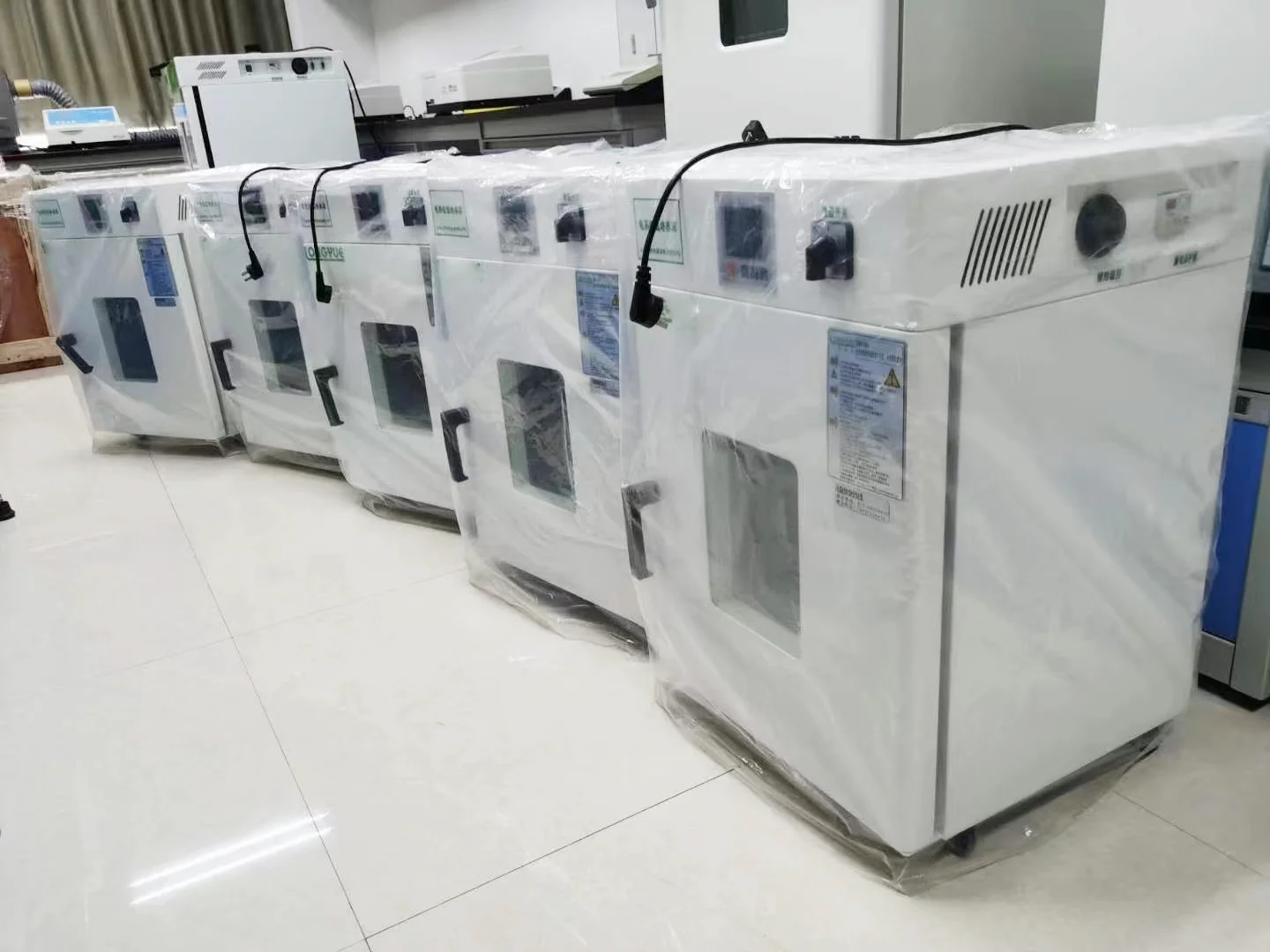Lab Incubator Hatching Machine 18L 20L 30L 50L 80L 160L 270L Heating Incubator Thermostat Laboratory Incubator Microbiology