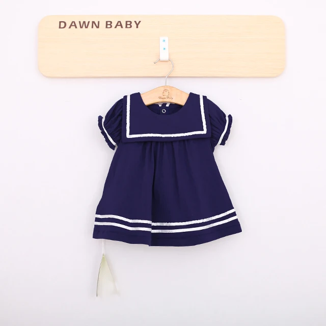 В морском стиле 100% хлопковая летняя футболка с короткими рукавами высоким плотно облегающим шею воротником; Платья для детей международной женской модной обуви щелчковой