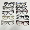 Gafas de material CP enviadas al azar