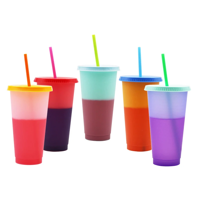 Многоразовые чашки для кофе холодной воды, 24 унции, меняющие цвет, пластиковые дорожные автомобильные чашки с крышками и соломинкой
