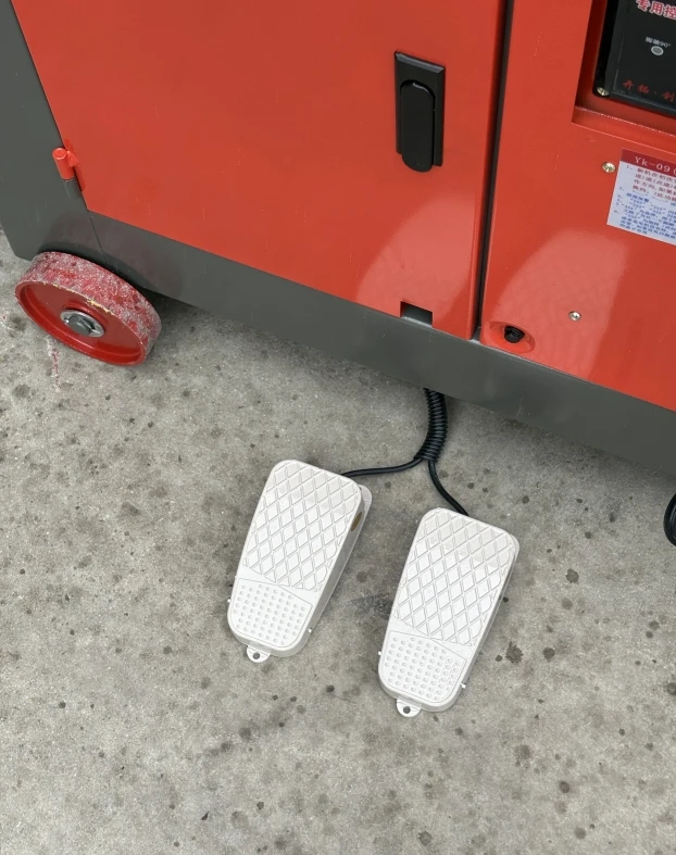 Машина для гибки арматуры 0-180 градусов из углеродистой стали