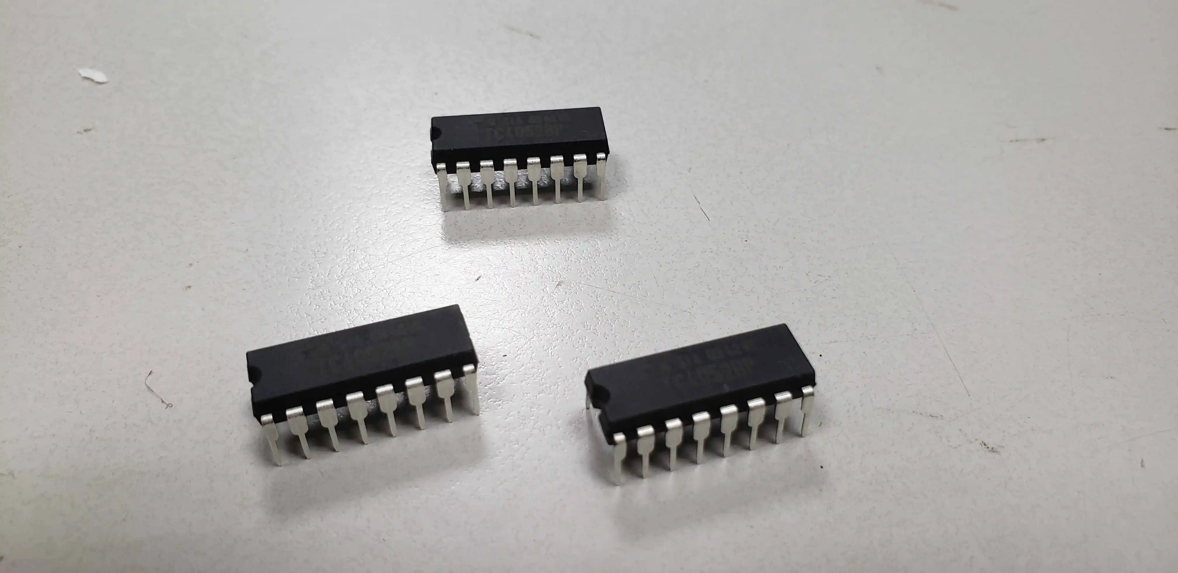 Tc4052bp Differential 4channel Analog Multiplexer/demultiplexer Cmos