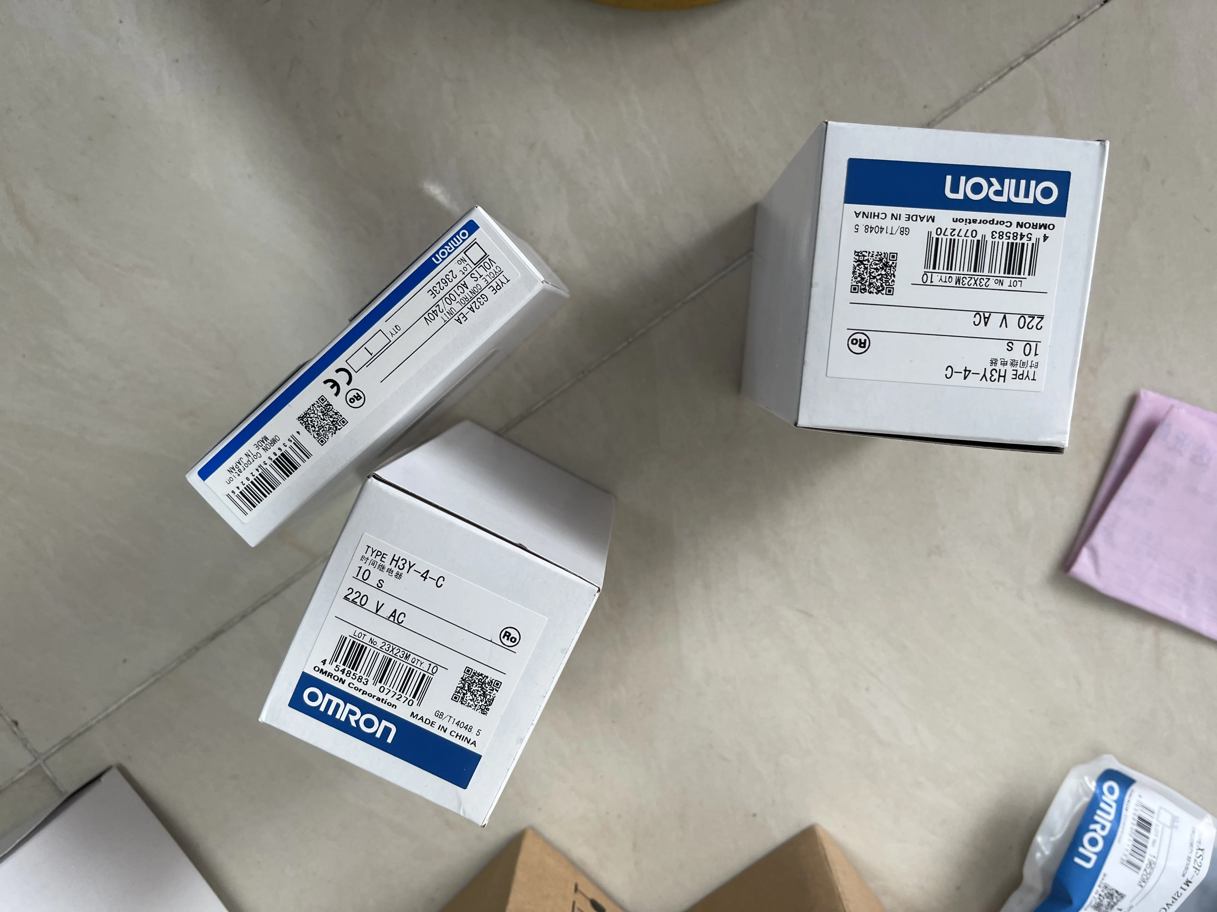 Omron Timer Relay H3Y-4-C Omron Timer Relay H3Y-4-C