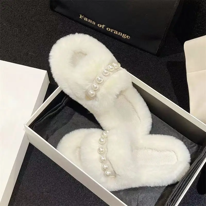 High Quality Fashion Style Stock Slippers Faux Fur Lady Women Pearl ...