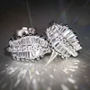 E5011 stud earrings