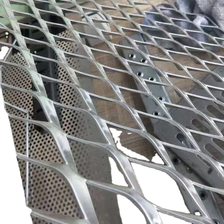 Customized Galvanized Steel Wire Mesh Fencing Dog Kennel Expanded Metal Wire Mesh with Cutting and Welding Processing Services