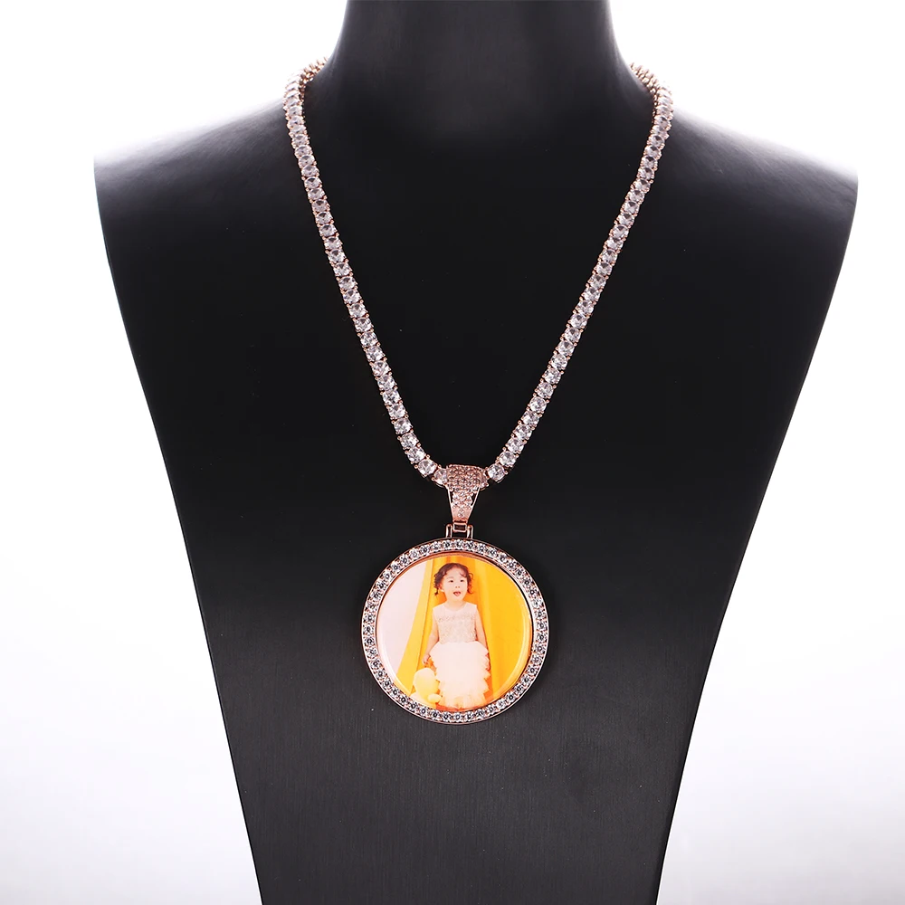 Meaningful Custom Made Photo Round Medallions Cubic Zircon  Stones Pendant Necklace Hip Hop Jewelry for Men Women