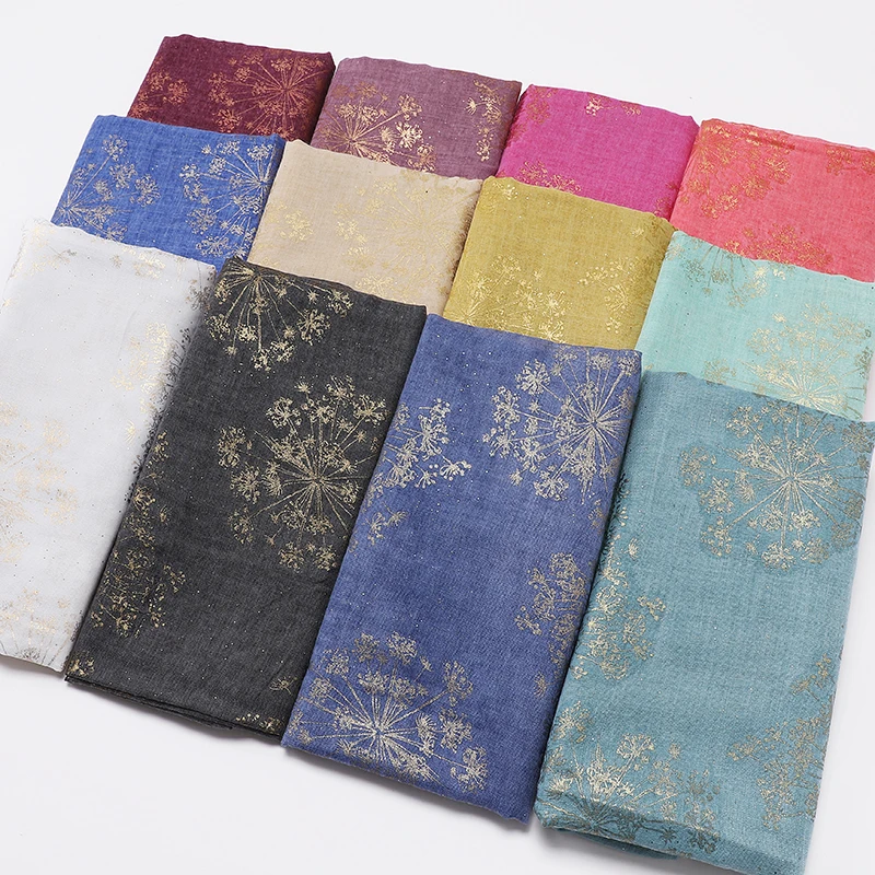 2022 Spring New Style Cotton Viscose Material Shinning Gold Snow Fancy Hijab Wrap