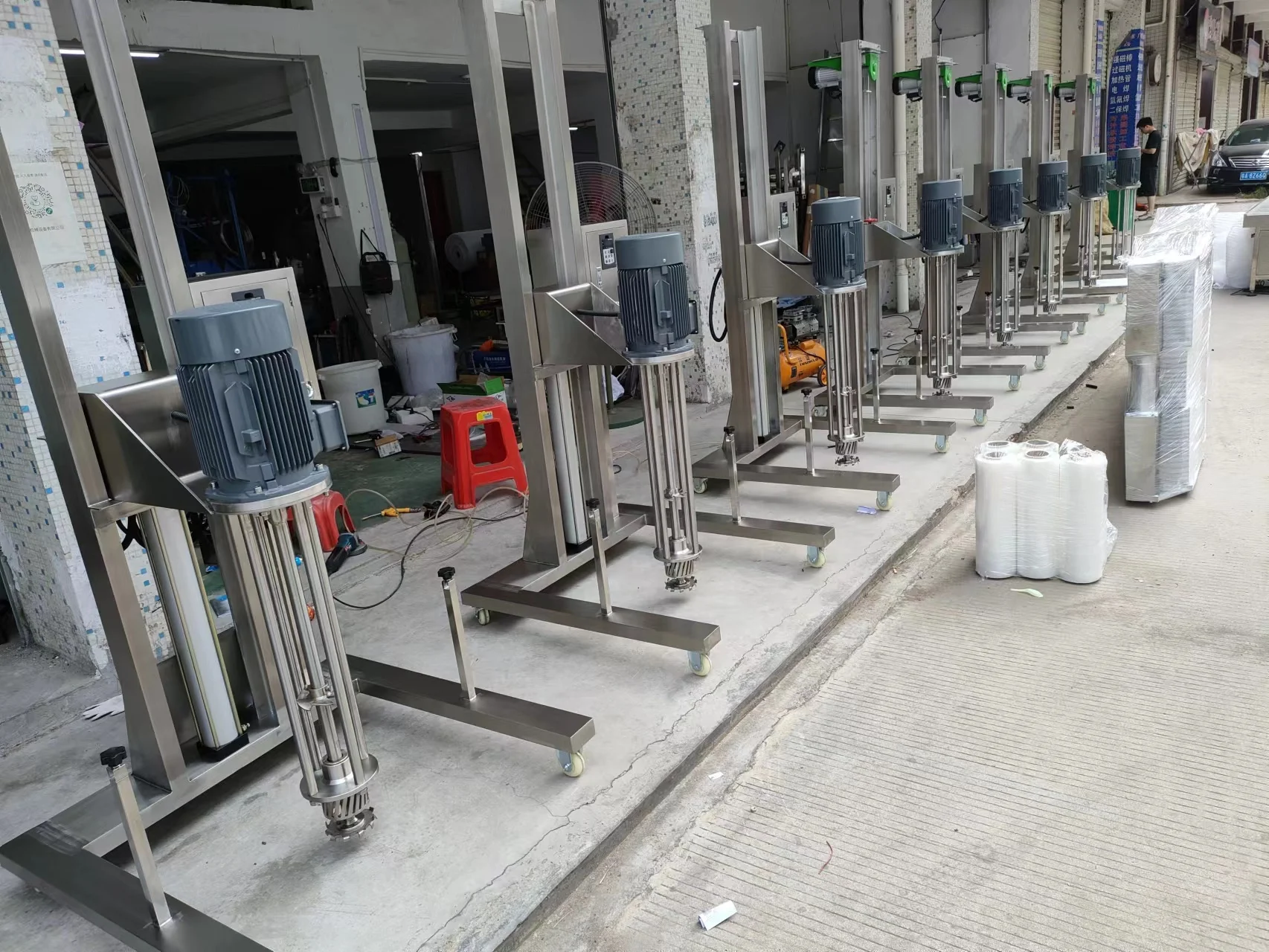 Передвижной Электрический пневматический смеситель из нержавеющей стали с высоким сдвигом, гомогенизирующий эмульгирующий смеситель для косметического крема