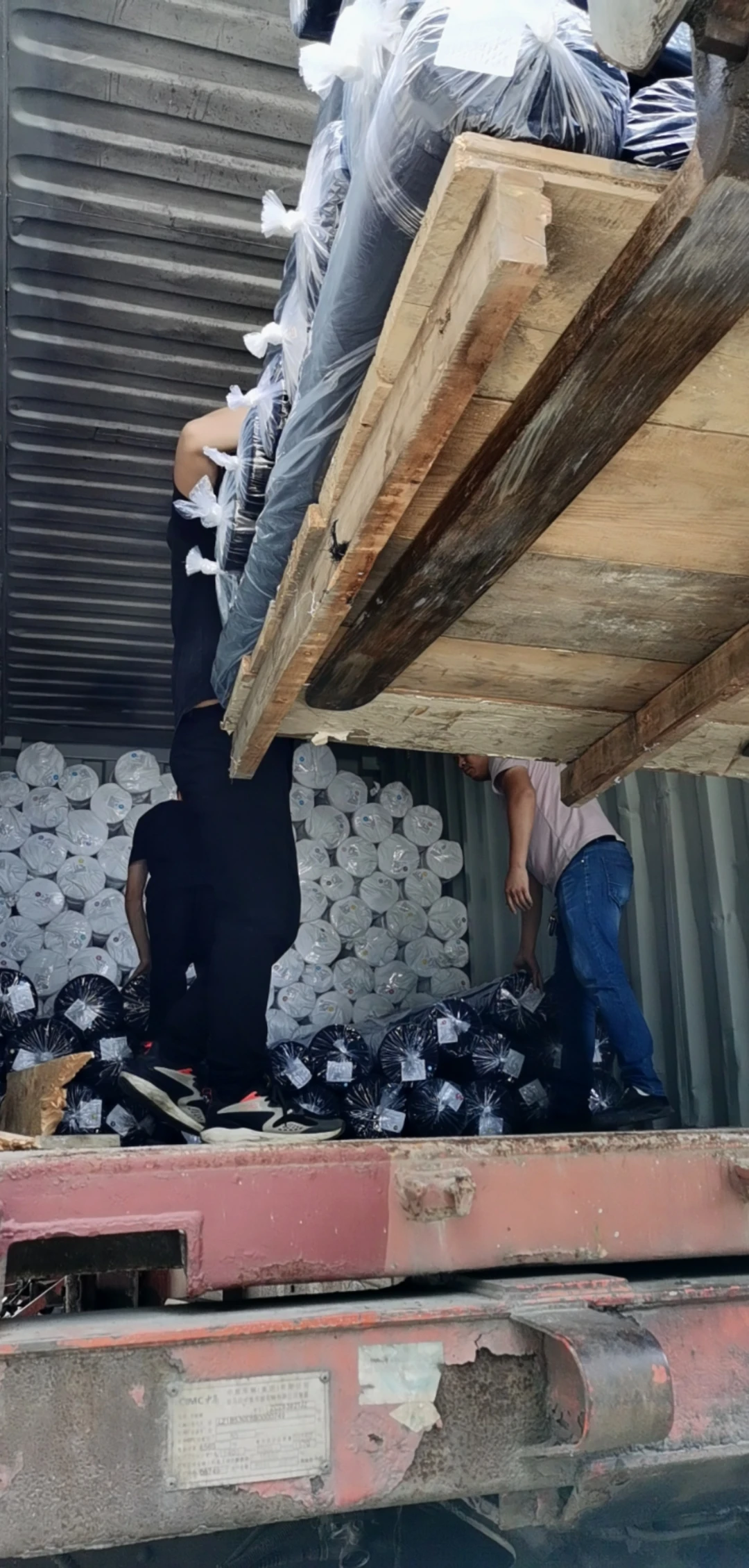 Белая хлопчатобумажная ткань 60x60, 70 г/м2, 53 дюйма, ткань для рубашек, хлопчатобумажная марля, Мерцающая Ткань