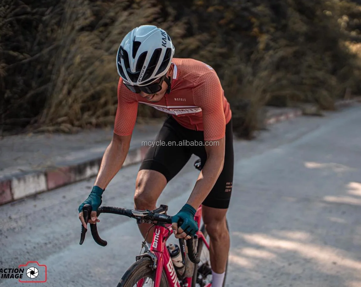 cycling shirts with pockets