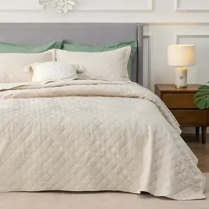 New Design Luxury Bedspreads Microfiber Bedspread Quilted Embroidery Ultrasonic Bedspread