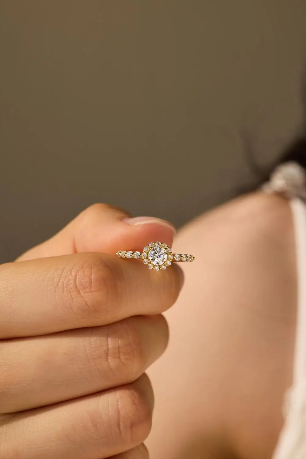 KAKODIY Zircon Large Stone 925 Sterling Silver Round Boutique Jewelry for Women Ring Wedding Ring detail 7