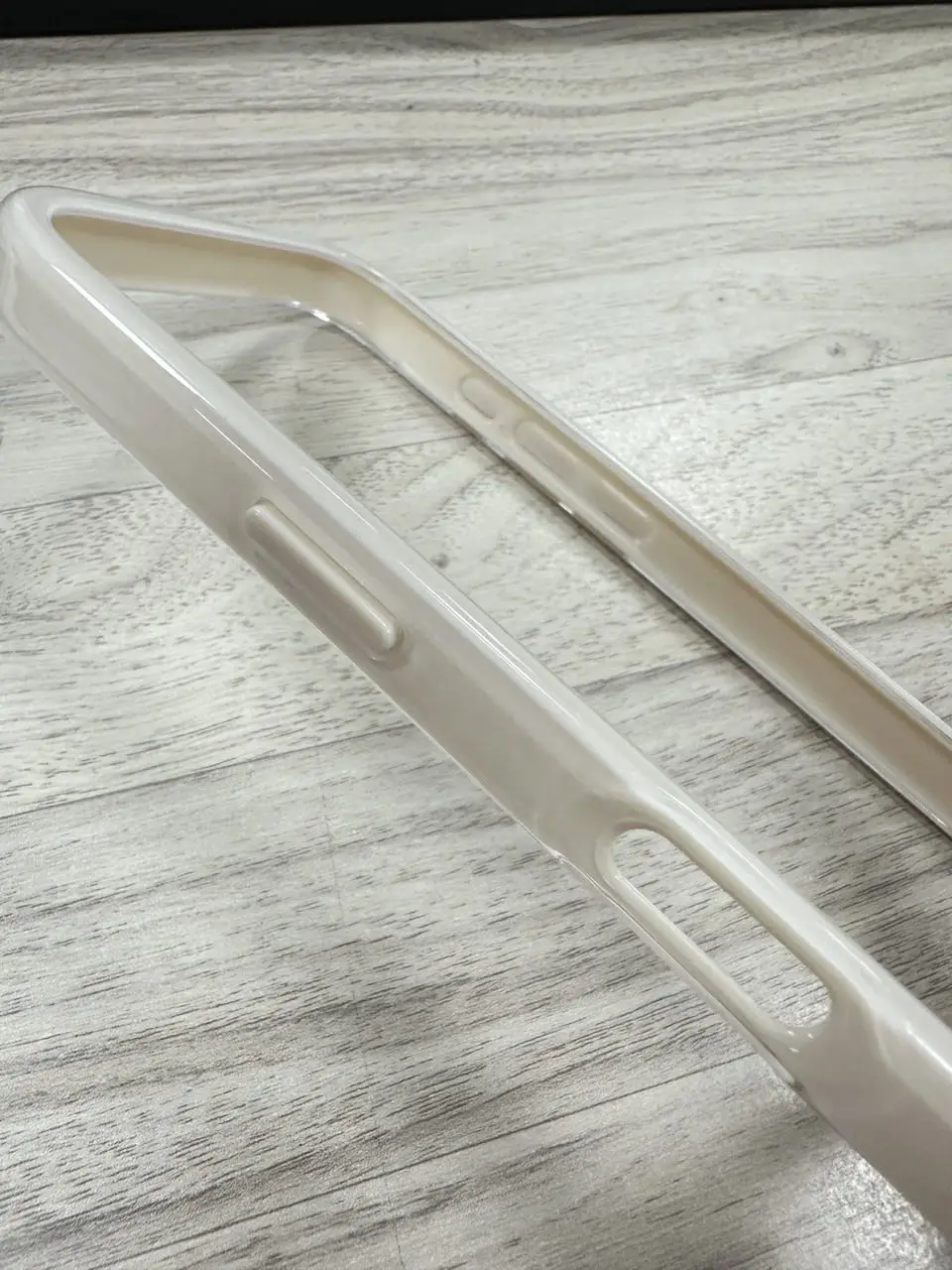 Laudtec Shockproof Phone Bumper for iphone Air 17 16 Pro Max Slim Lightweight Protective Frame Support Crossbody Strap Sjk1102