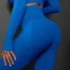 En bleu