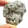 pietra grezza di pirite dorata