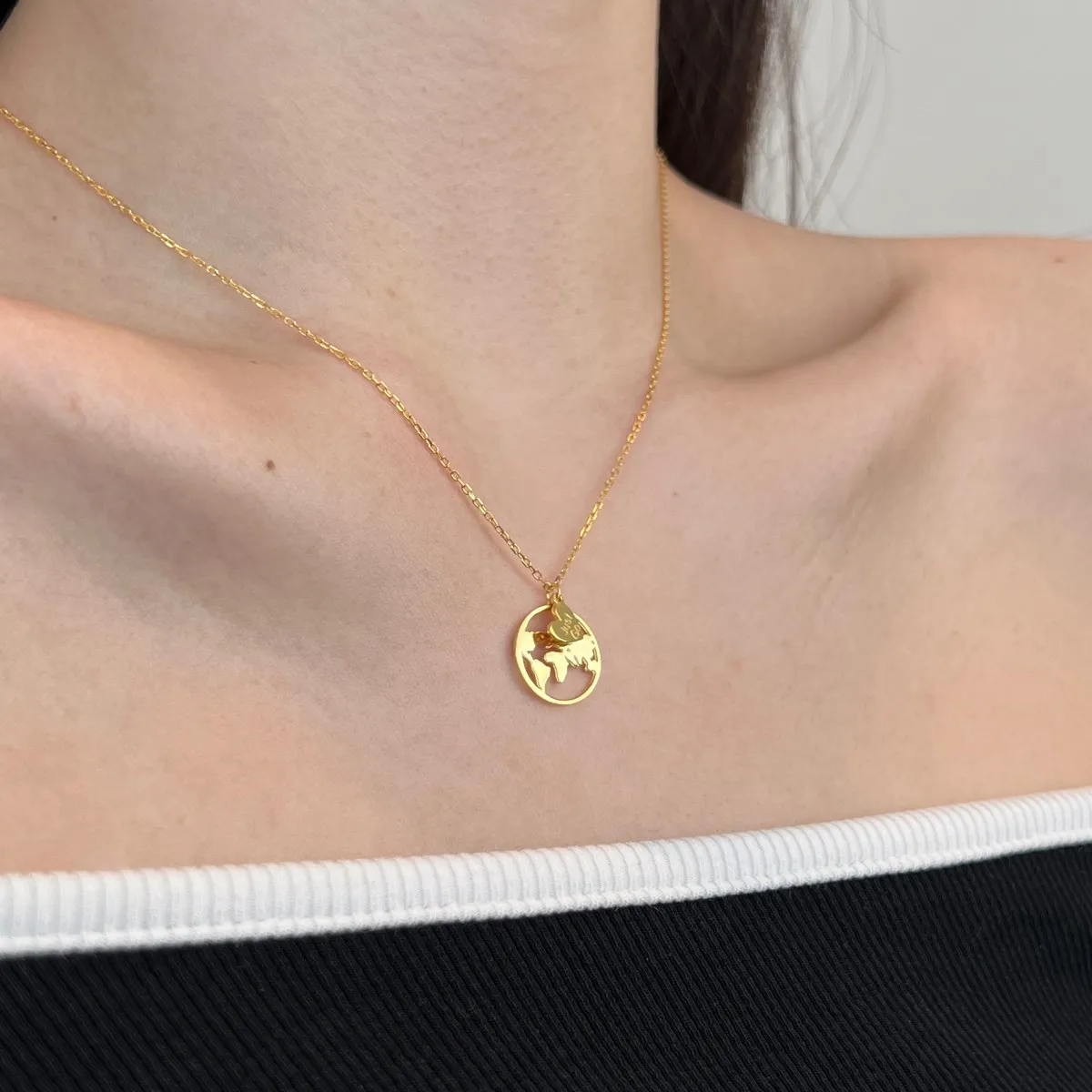 KAKODIY Matte 925 Sterling Silver Travel Globe World Map Pendant Necklace Round 18K Gold Plated Hollow Necklace for Women detail 2