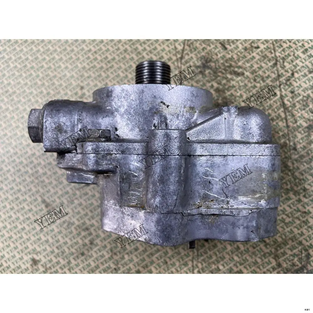 Factory Price 3KC1 Oil Pump for Isuzu