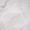 10 flores blancas