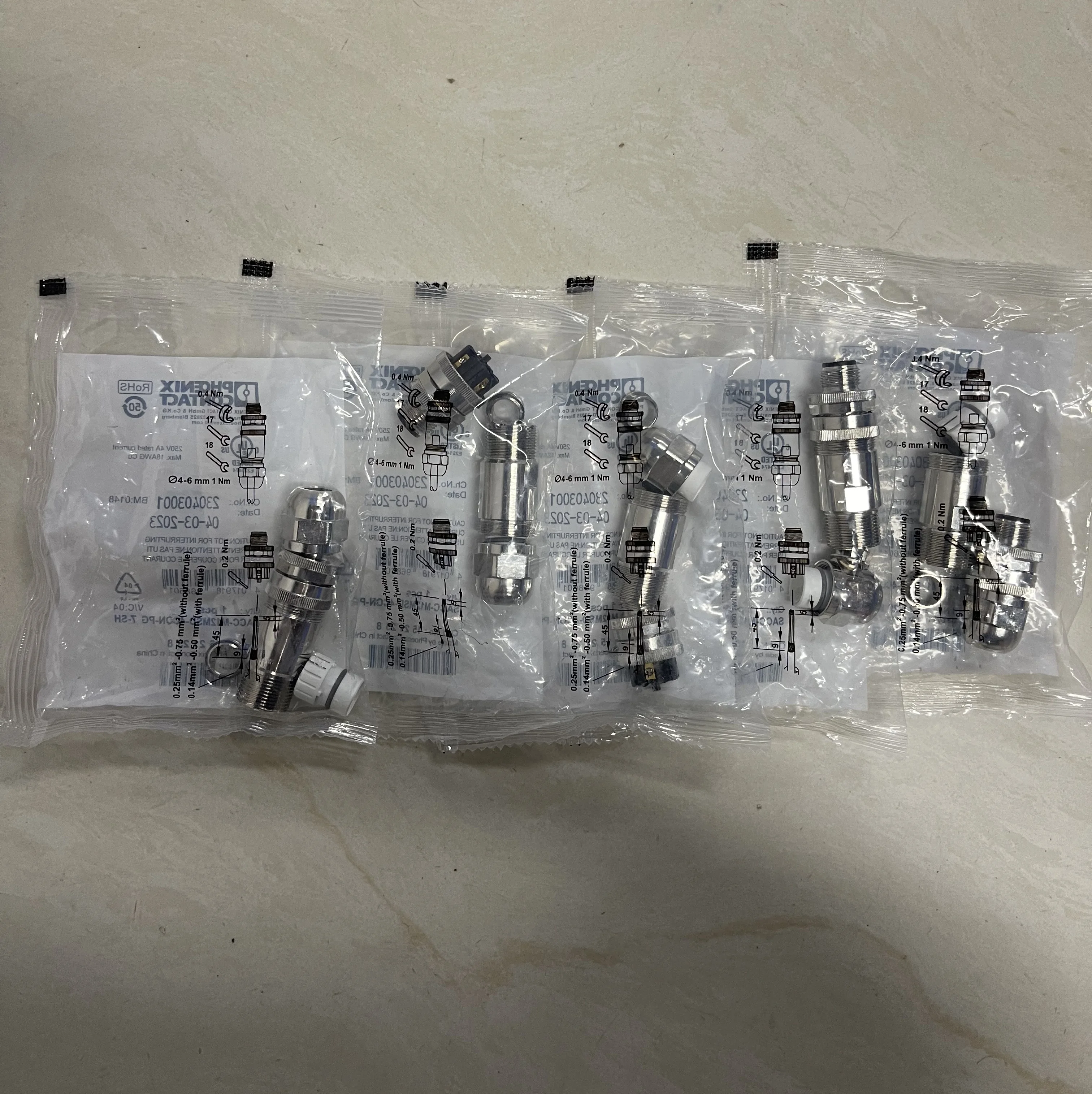 Phoenix Contact Cable Gland 1521258 SACC-M12MSD-4CON-PG 7-SH Phoenix Contact Cable Gland 1521258 SACC-M12MSD-4CON-PG 7-SH