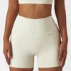 Pantaloncini beige