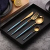 Set di posate 4 pezzi in oro blu