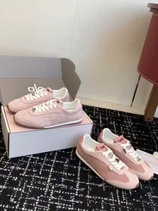 Luxury Logo Womens Running Shoes Casual Training Sneakers All Seasons PVC