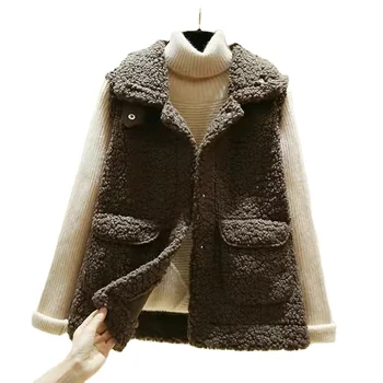 Wholesale Autumn Winter New Fashionable Vest Women Faux Sherpa Fur Waistcoat Turn-Down Collar Fur Vest Coat WOmen