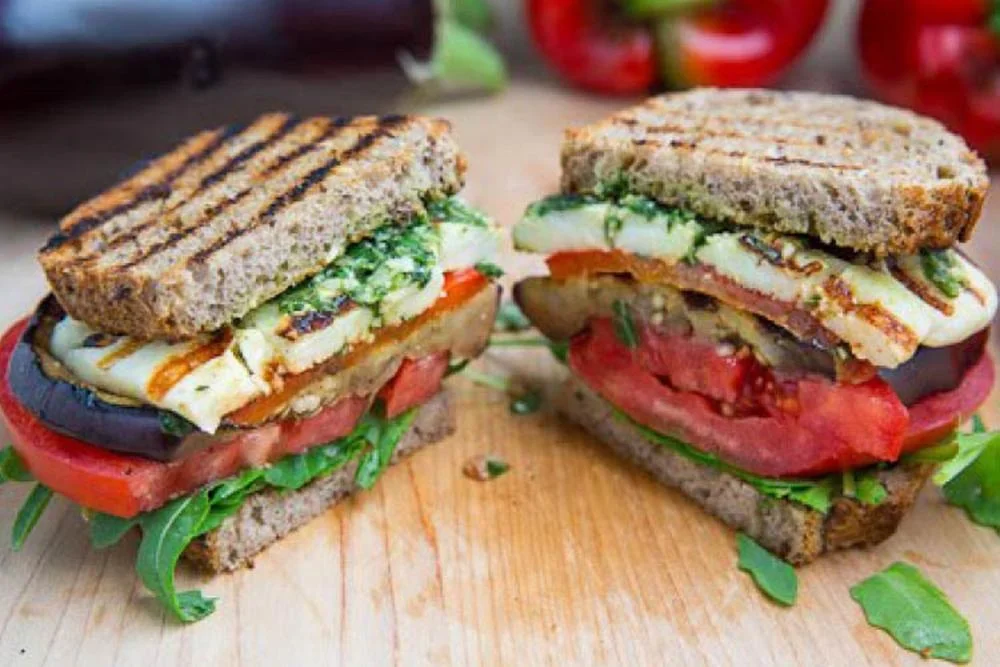 Натуральный надувной сыр