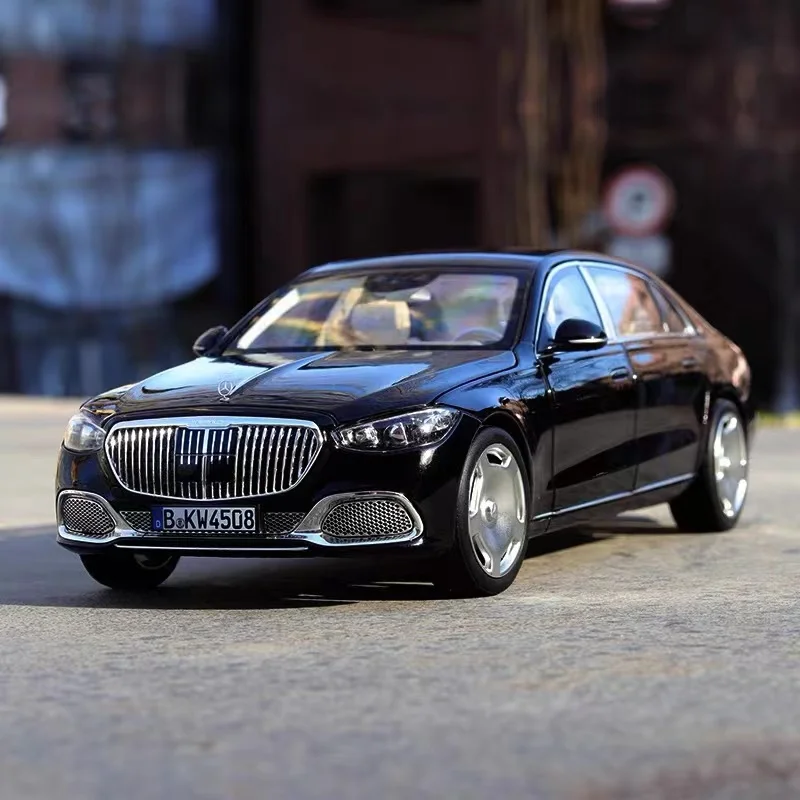 Maybach s680 w223