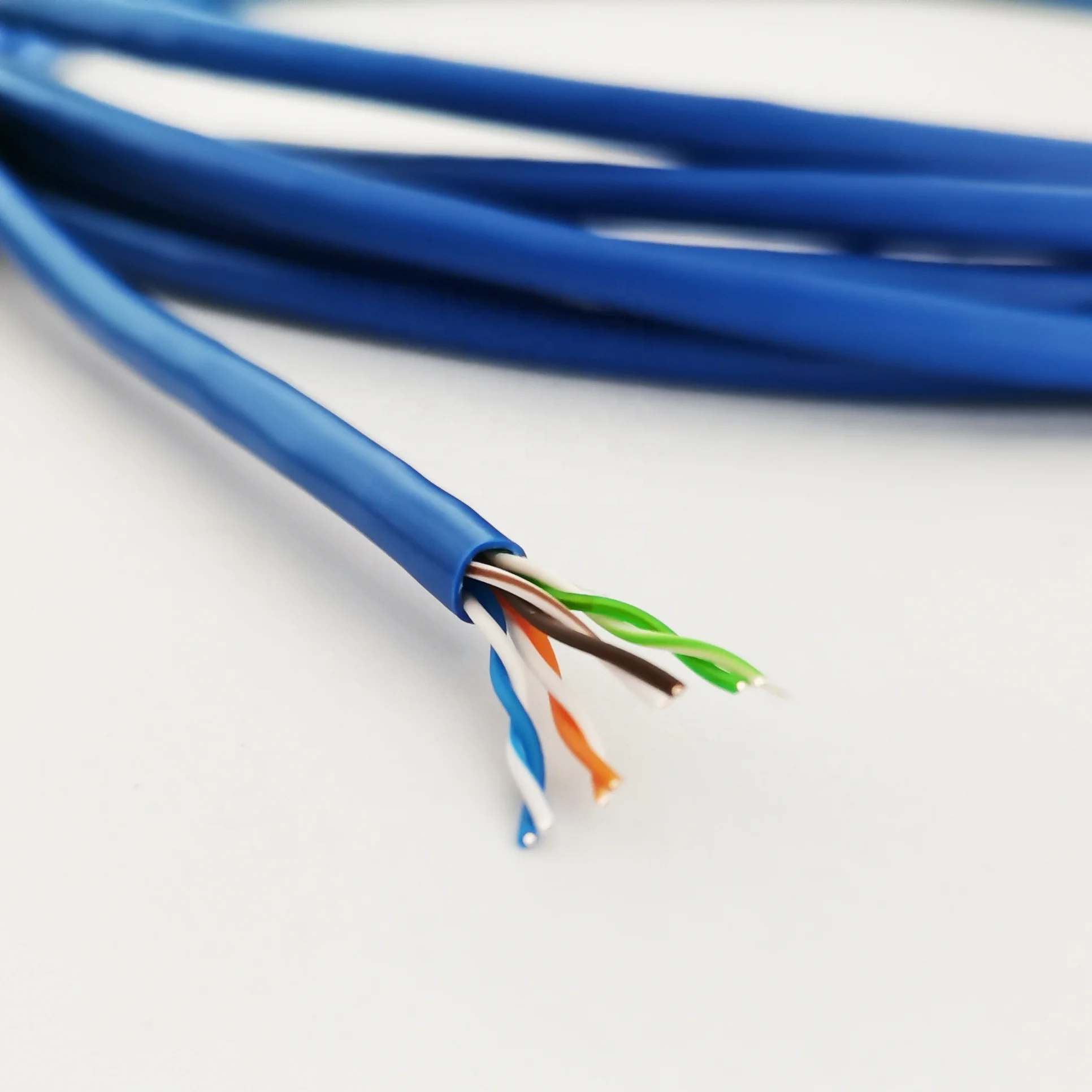 Utp 4pr 24awg cat5e. Кабель SFTP 5e. Кабель UTP 5e Cat. Кабель ITK UTP-Cat 5e 4x2x24 AWG PVC 305m. Neomax cat5e UTP Cable 4pr 24awg.