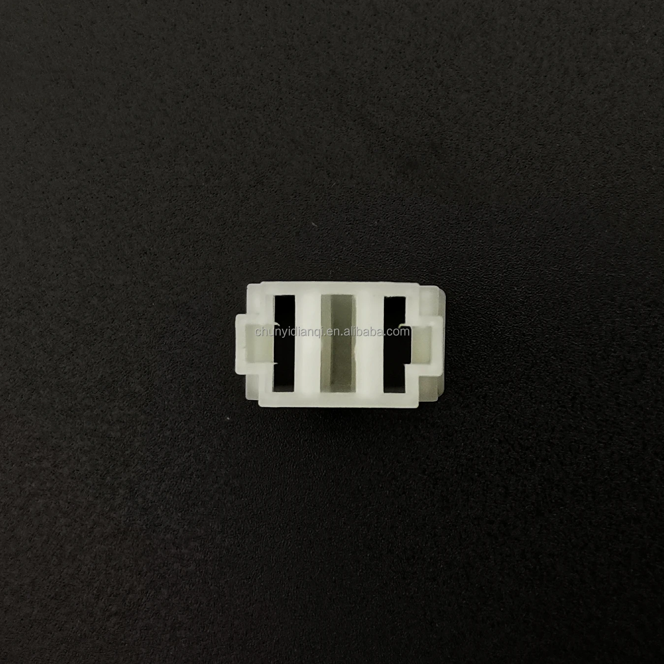 Custom Length 2-Pin Female Socket Car Plastic Shell Plug With Copper and Brass Contacts Straight Adaptor for Wire Connections