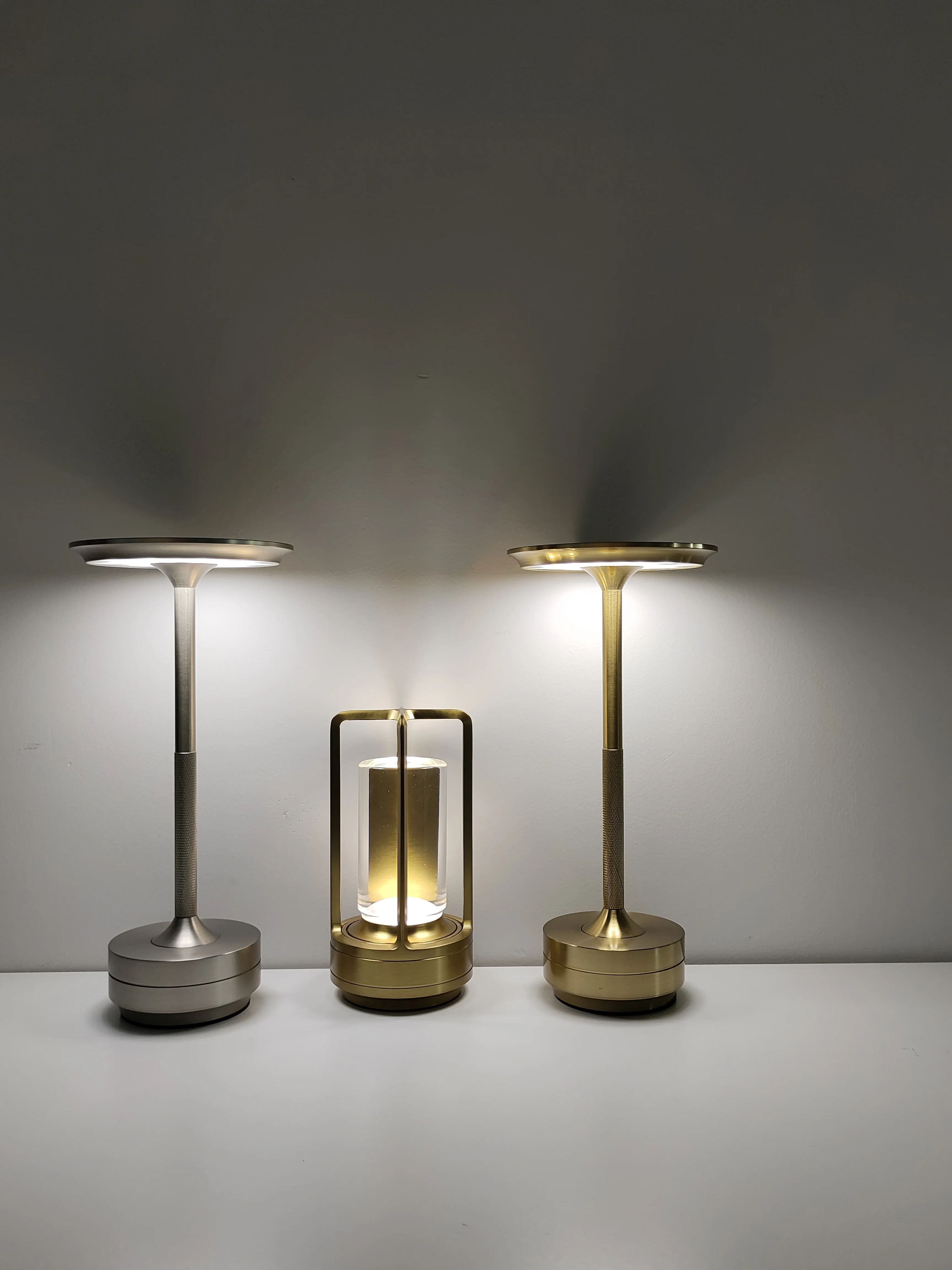 Aluminum Alloy Bedroom Bedside Charging Mini Led Restaurant Bar