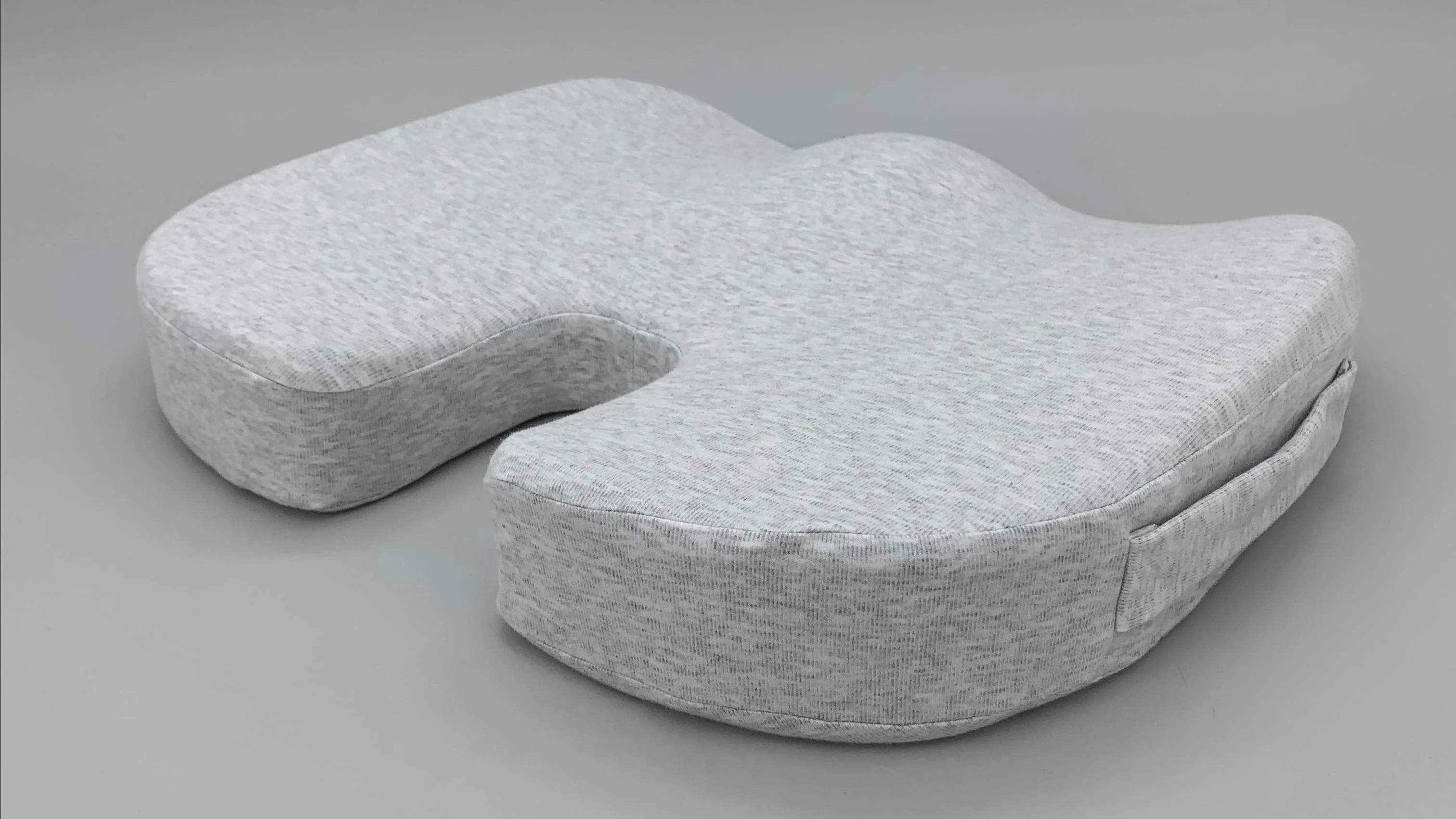 Coussin Bureau Ergonomique Coussin Siège Coccyx Forme Beignet - Mousse Mémoire - 45x39.5 Cm - Soulage Dos Et Hémorroïdes Coussin Fauteuil Roulant