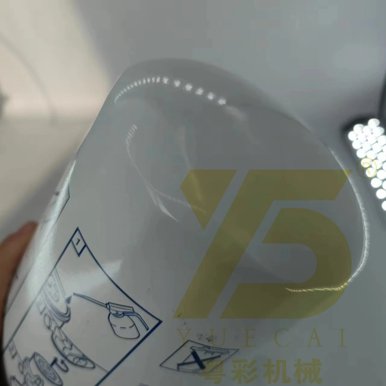 YUE CAI  Oil Filter Element 21707132 21707135  85137592 21380488 22988765  85137594  Oil Filter for  Truck