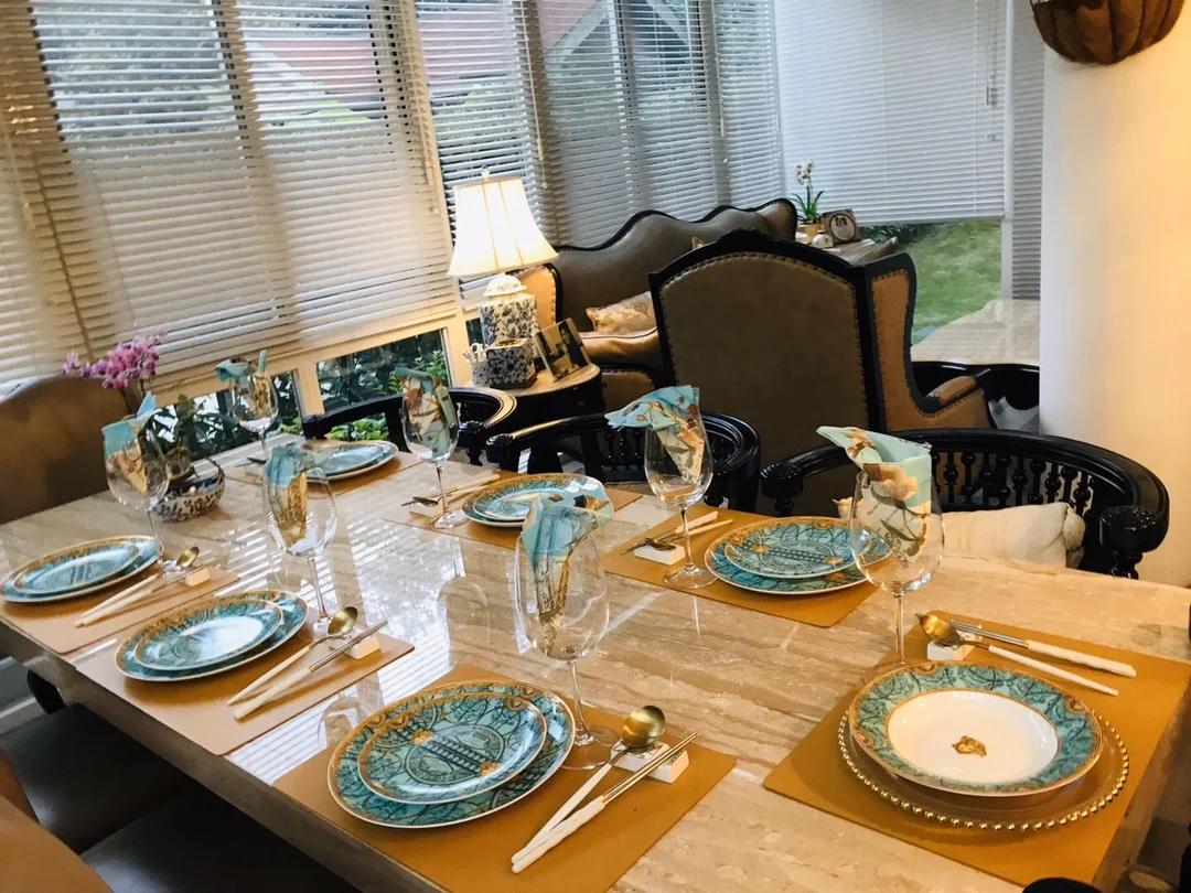36pcs Dinner set. Elegant Luxury European Kiln Porcelain Dinner set.
