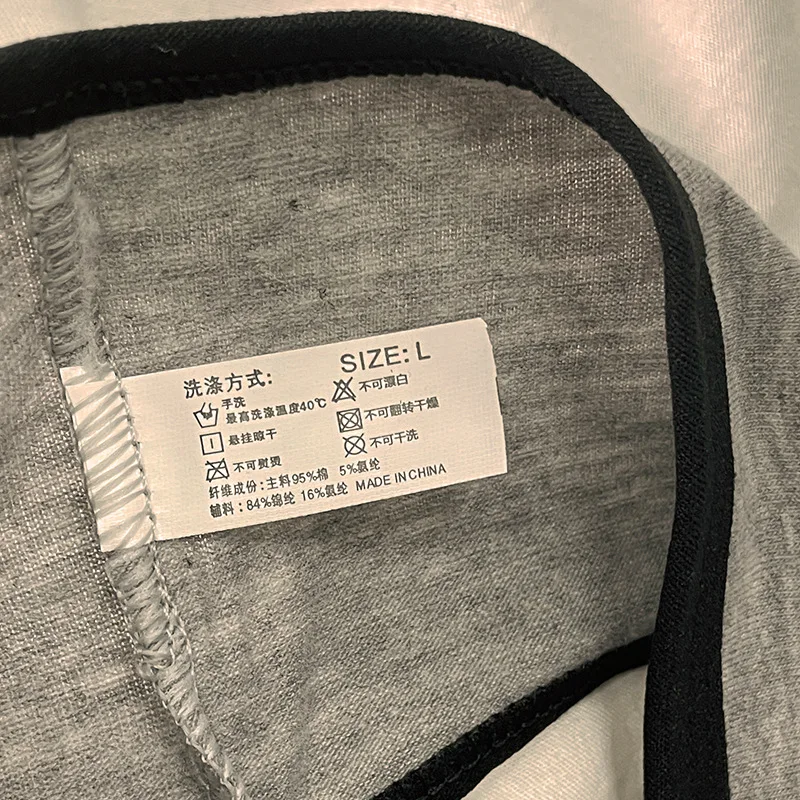 Hot-selling Women's Beautiful Sexy Panties for Woman Underwear Mid-waist Day Black and White Cotton Women's Triangle Pants