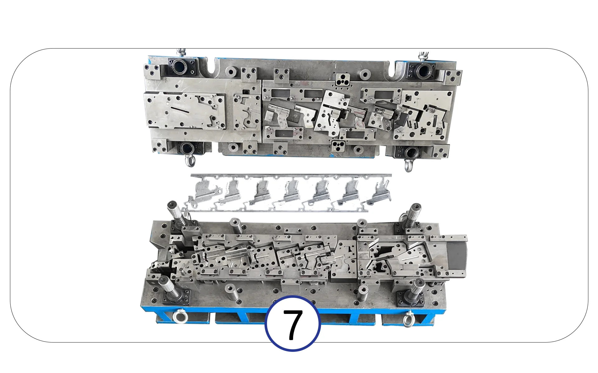 Vehicle Sheet Metal Stamping Mold Spring Support Bracket Produced By