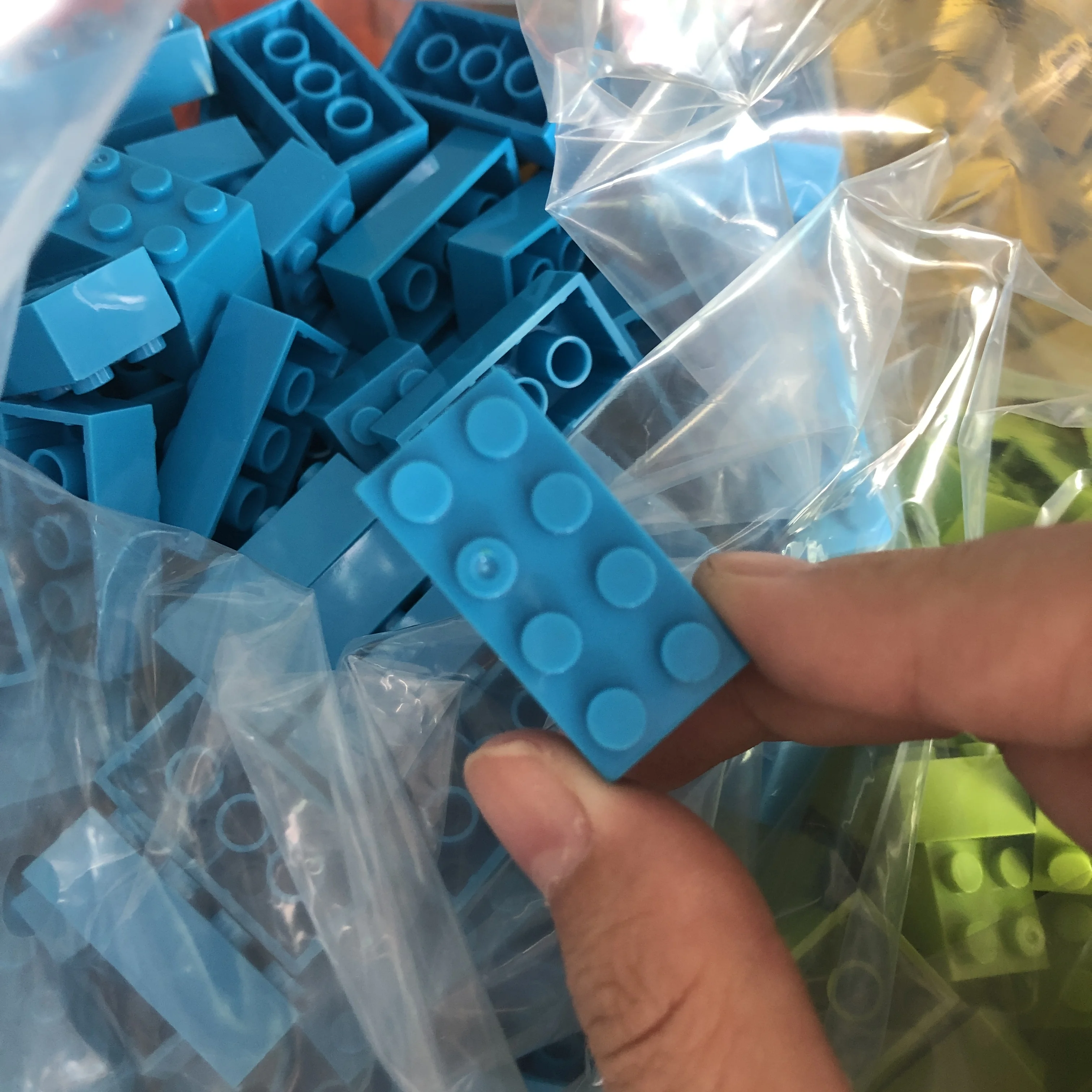 LegoING строительные блоки для детей и взрослых, обучающая игрушка, Смешанная загрузка, картонная упаковка, 1*1 блок для оптовой продажи