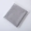 Gris oscuro