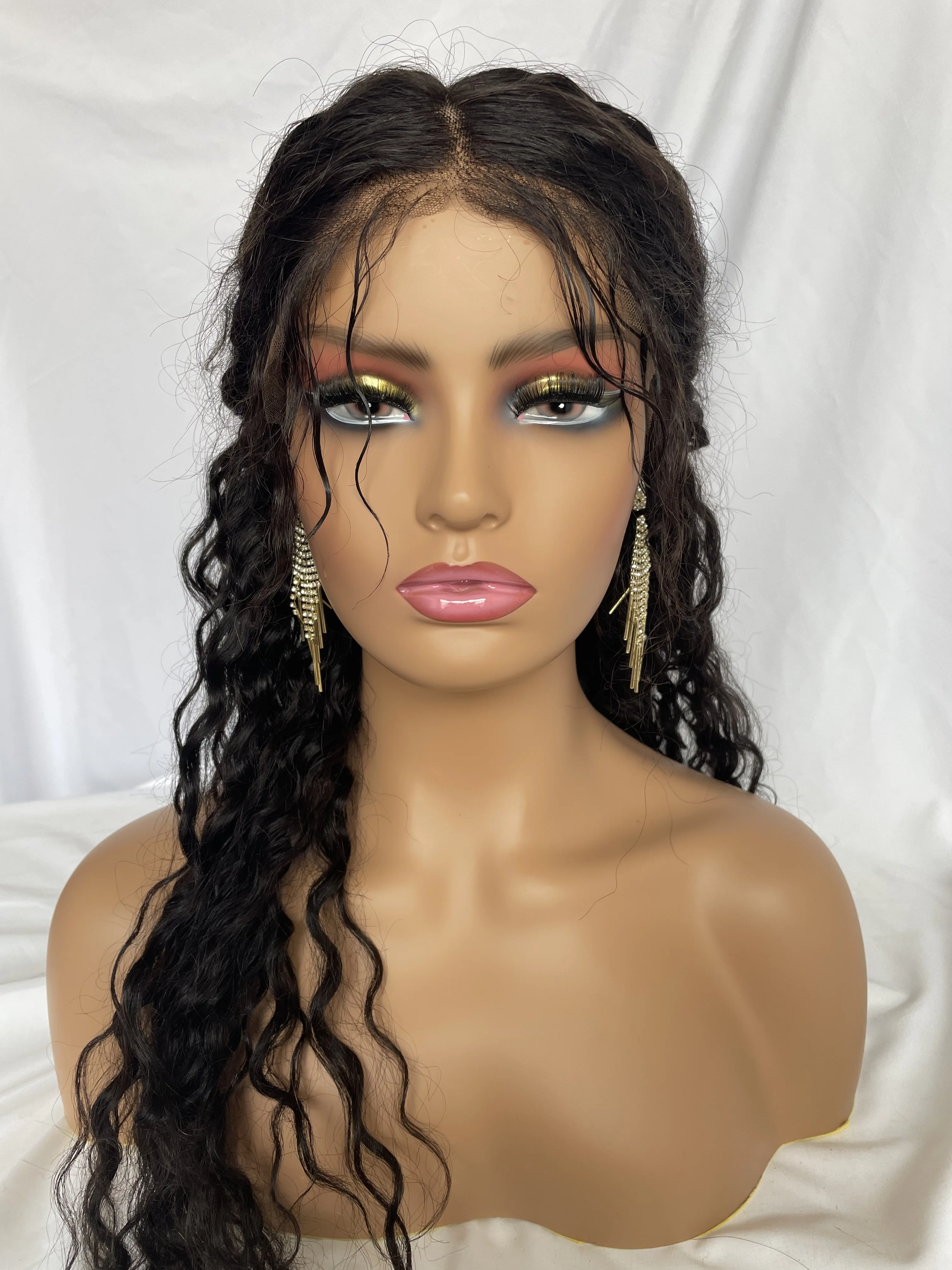 Realistic Female Mannequin Head with Shoulder Manikin PVC Head Bust Wig Head Stand with Makeup for Wigs Necklace Earrings Light Brown, Women's, Size