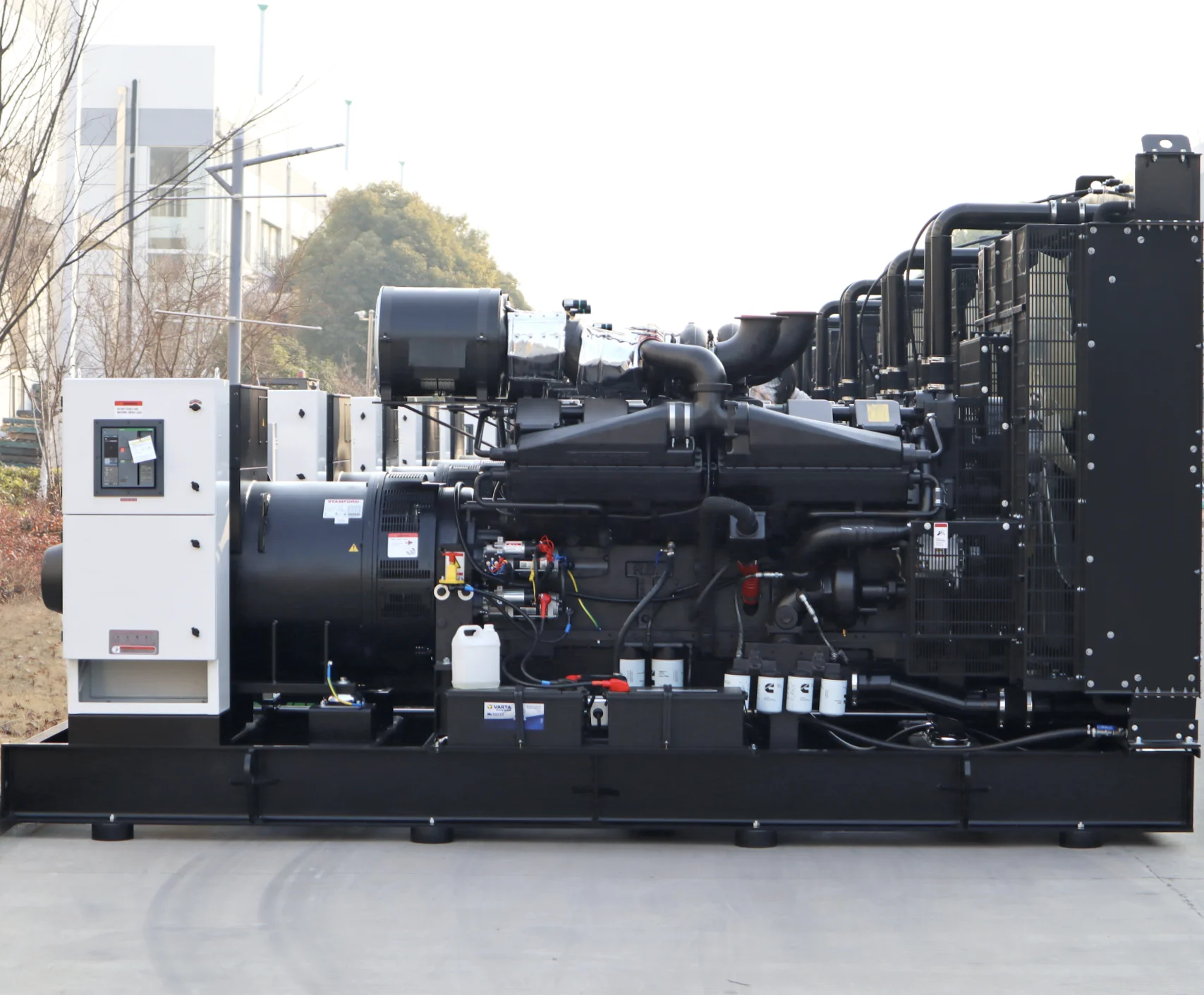 1250kva 1000kw 1000kva Open or Soundproof Type diesel Generator Powered by CCEC Engine KTA38-G4