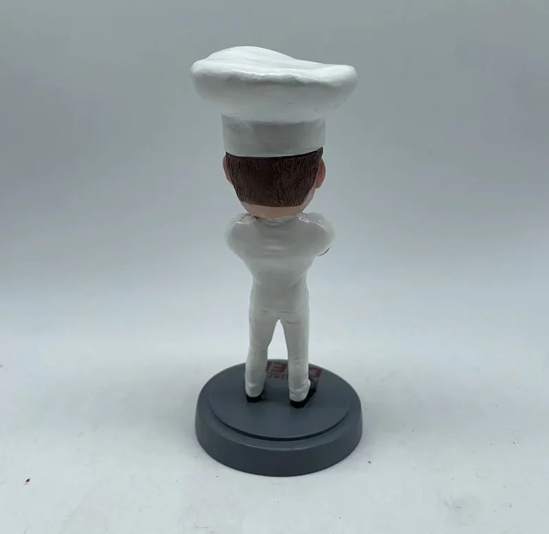 Kitchen Table My Muscle Resin Chef Figurine Chef Holding Plates Statue Kitchen
