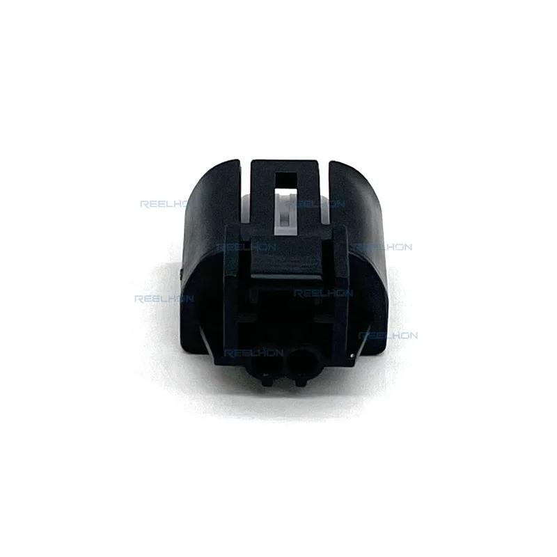 2-Pin Socket Auto Connector Terminal Air Conditioner Compressor Solenoid Valve Plug Wire Harness Model MG644111