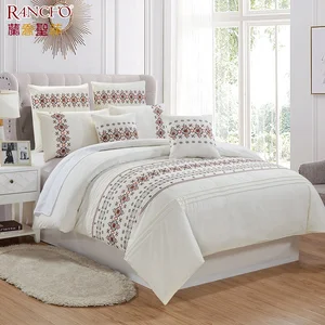Luxury Design Embroidery king Size Comforter Sets Customized Designer Comforter Sets Bedding Embroidered Comforter Set