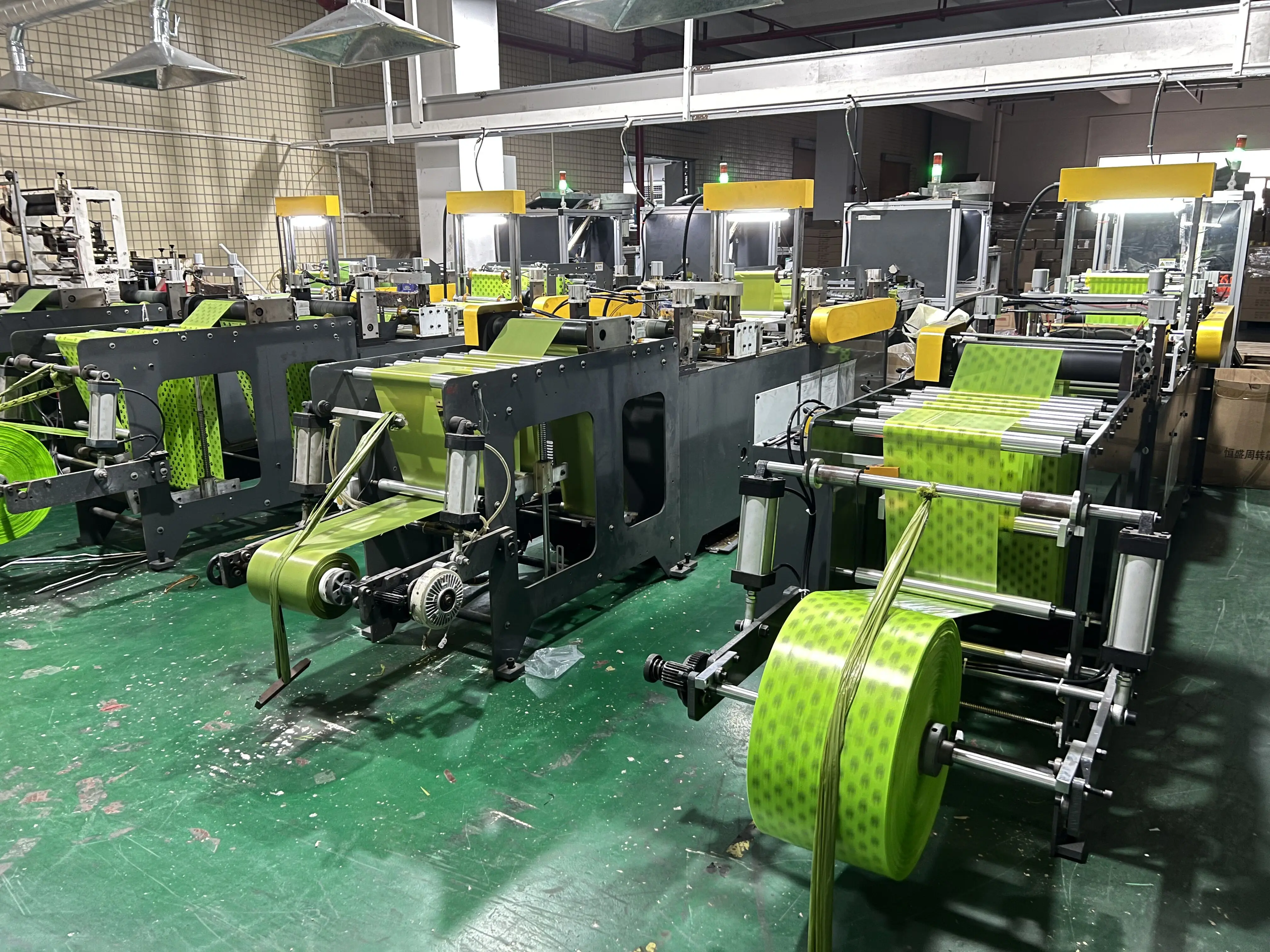 Wholesale Biodegradable Dog Poop Pet Waste Holder Custom Leather Dog