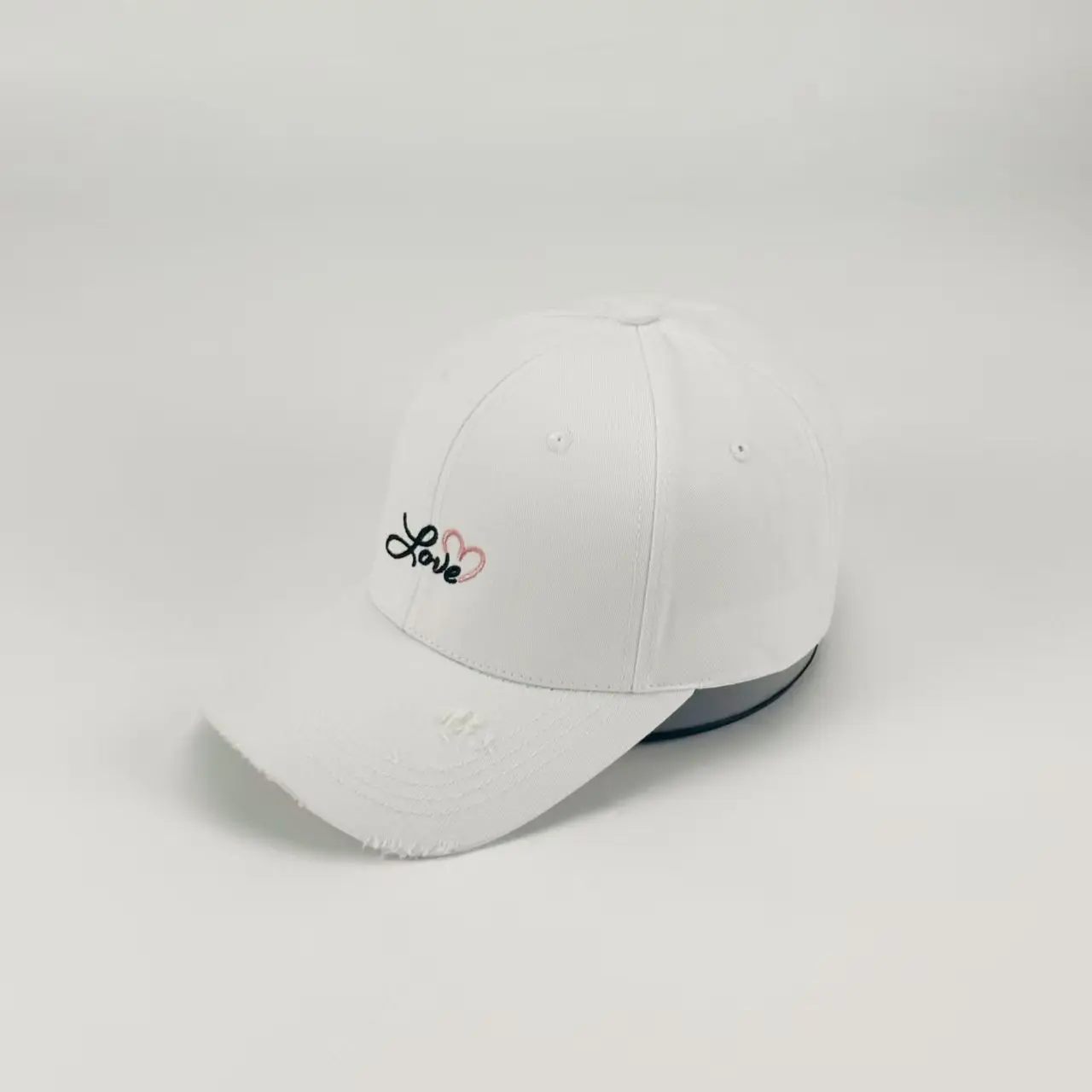 Manufacturers High Quality Cotton Baseball Caps for Men Women Casual 6 Panel Golf Caps Romantic Love Embroidered Hat for Gift