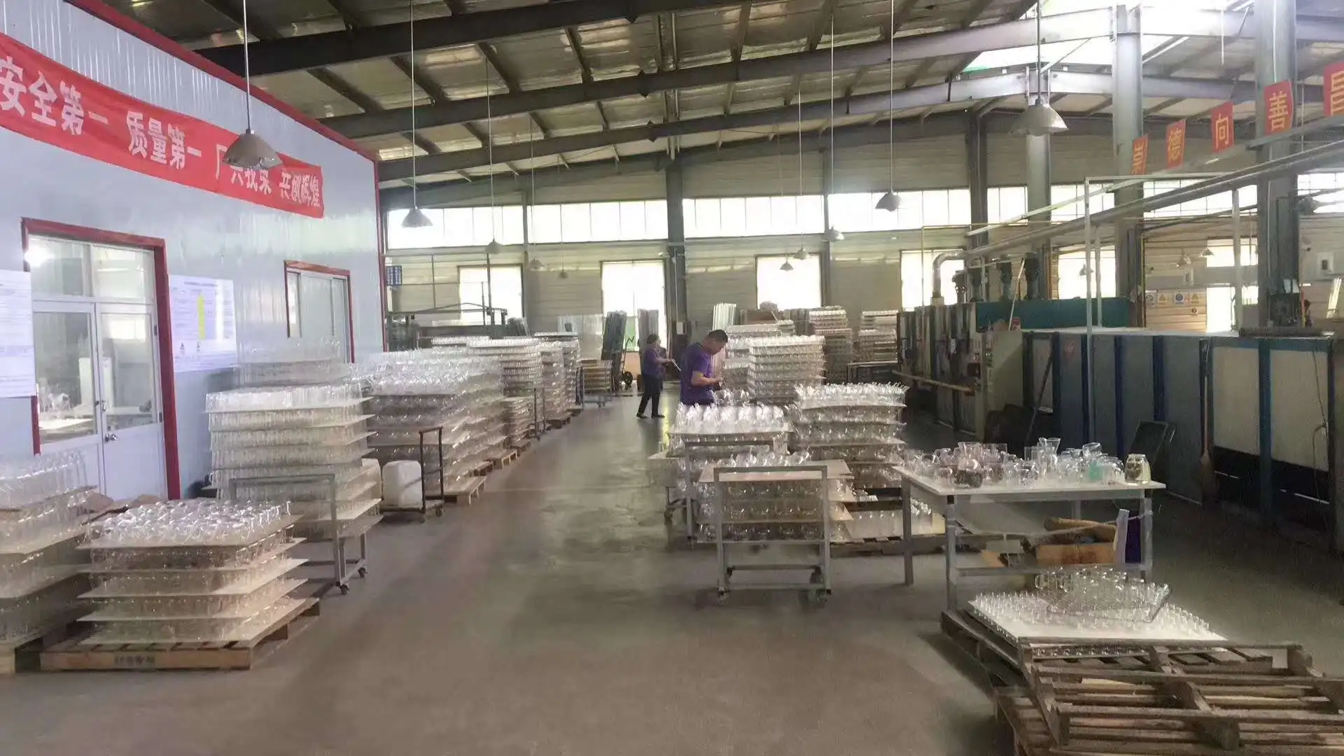 Hejian Xichen Glass Products Co., Ltd.